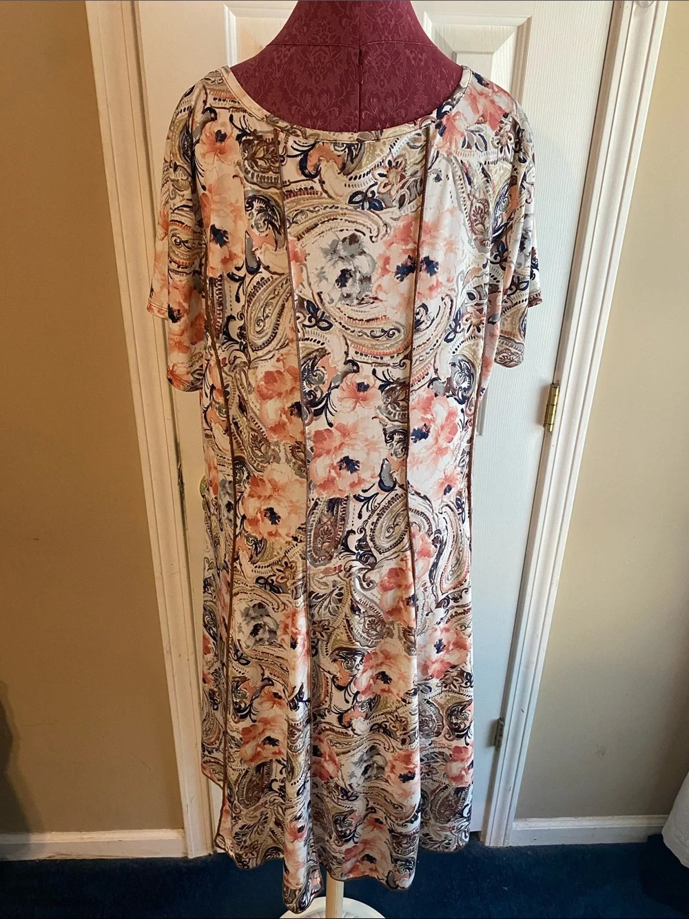 Sami & Jo Plus 26/28 Midi Scoop-Neck Dress in Peach Floral Paisley Event Wear - Picture 7 of 7